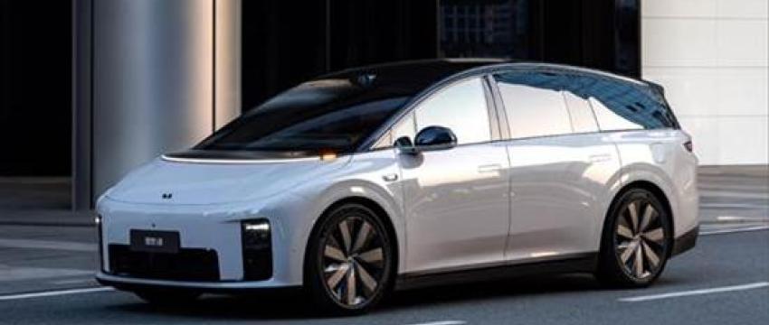 2025新能源车市变局 “零界米”接棒“蔚小理”