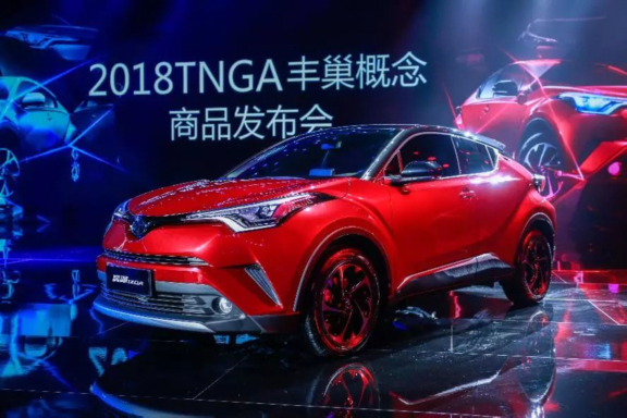千呼万唤驶出来 它就是小型SUV中的“魔鬼司令”668.png