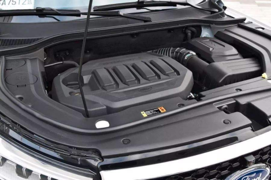 18【領(lǐng)界競(jìng)品資訊稿】十萬(wàn)級(jí)緊湊型SUV 福特領(lǐng)界和現(xiàn)代ix35哪款更值？1238.png