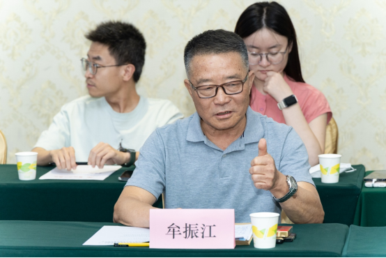 v2 2025阿爾金山綜合科學(xué)考察總結(jié)會暨“猛士科技賦能中國科學(xué)探險事業(yè)——猛士M817科探用車交流會”成功召開1118.png