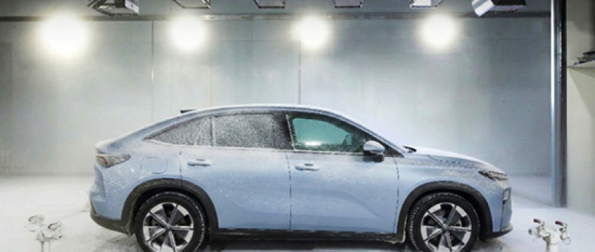 征服100℃温差 吉利首发超级铂金增程系统